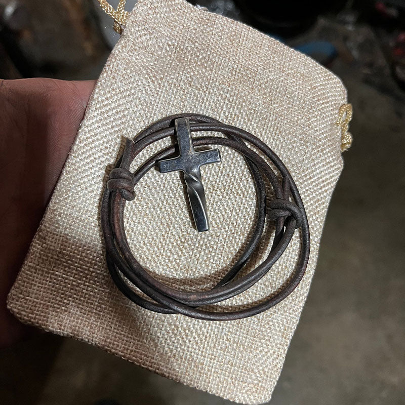 TWISTED COPPER LEATHER CORD NECKLACE